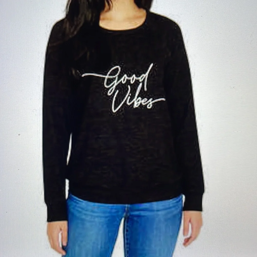 Last one XXL! ! ladies printed cozy top Good vibes:❤️ - Picture 1 of 5